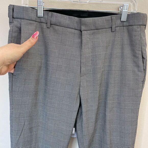 H&M | size 32| gingham print| casual | career wear - Picture 3 of 13